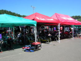 �Ⴄ�T�[�L�b�g�ɗ����݂����ŁA�y�����I